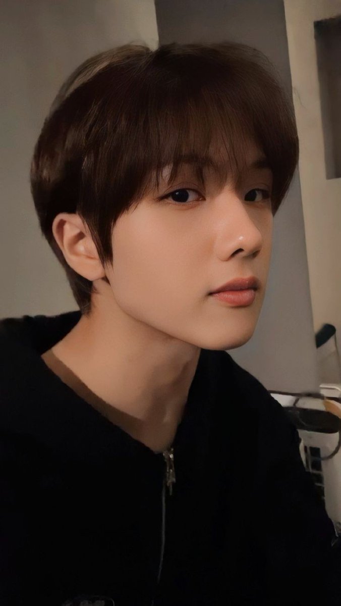 ccdesempleadxs's tweet photo. VISUAL
SUNGHOON      VS        JISUNG https://t.co/CMFZqTGxEA