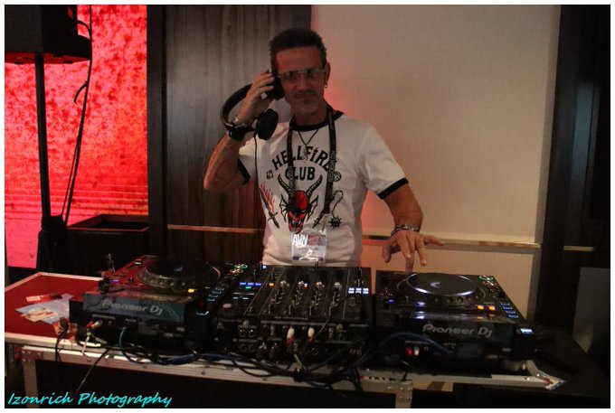 When you take over the DJ booth at the AVN expo. All Hellfire broke loose. 😁 https://t.co/L2jHGipflb