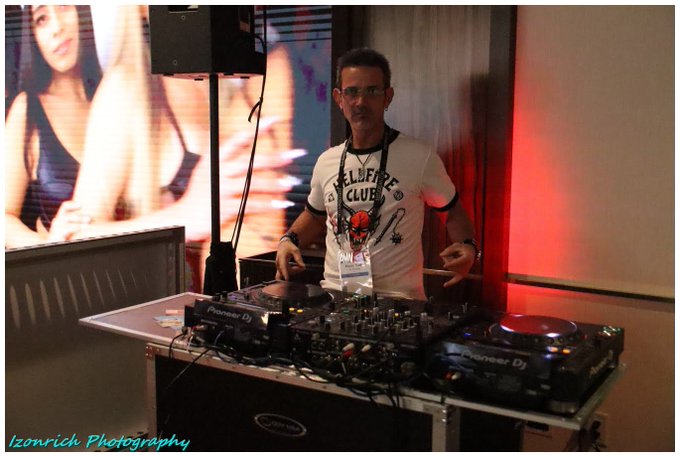 When you take over the DJ booth at the AVN expo. All Hellfire broke loose. 😁 https://t.co/L2jHGipflb