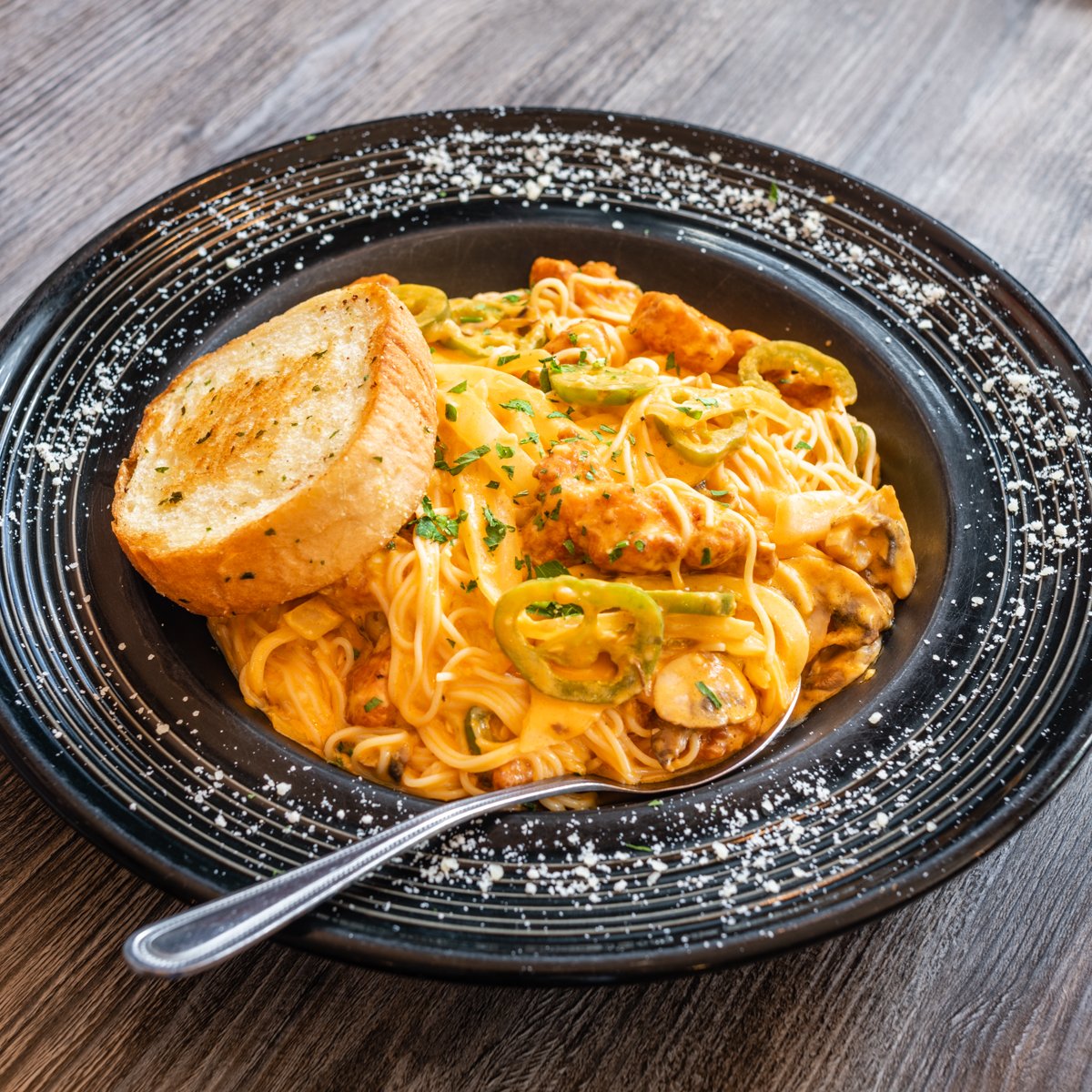 BW_Grille's tweet photo. Suddenly have a hankering for something tasty? With a menu filled with delicious options, we've got plenty of options to satisfy your cravings! https://t.co/TvXUHrfbFZ
