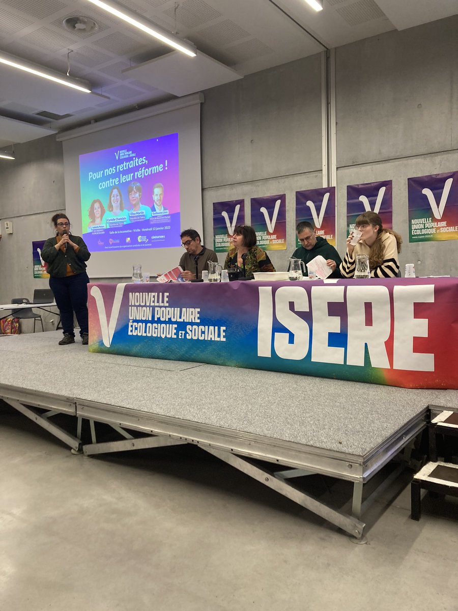 Merci aux 300 personnes présentes à Vizille pour défendre nos retraites. 

Tous ensemble nous pouvons gagner et faire reculer Macron! 

#ReformesDesRetraites #StopRetraiteMacron #NUPES