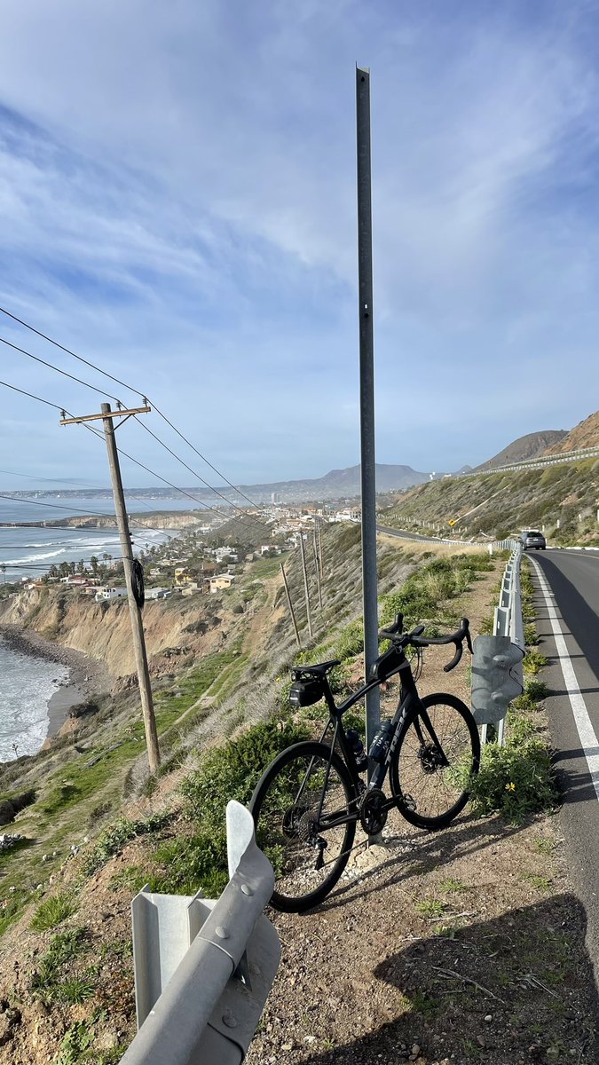 Eyevin_'s tweet photo. The winds were not playing with me this day. Decided to turn back at the top of El Tigre descend cutting my ride 15 miles short of Ensenada, 30 miles in the overall ride and about 2,000 ish feet of climbing. Today ride 76.5 miles and 4,000 feet of elevation gain. https://t.co/FQe7dS6Ozc