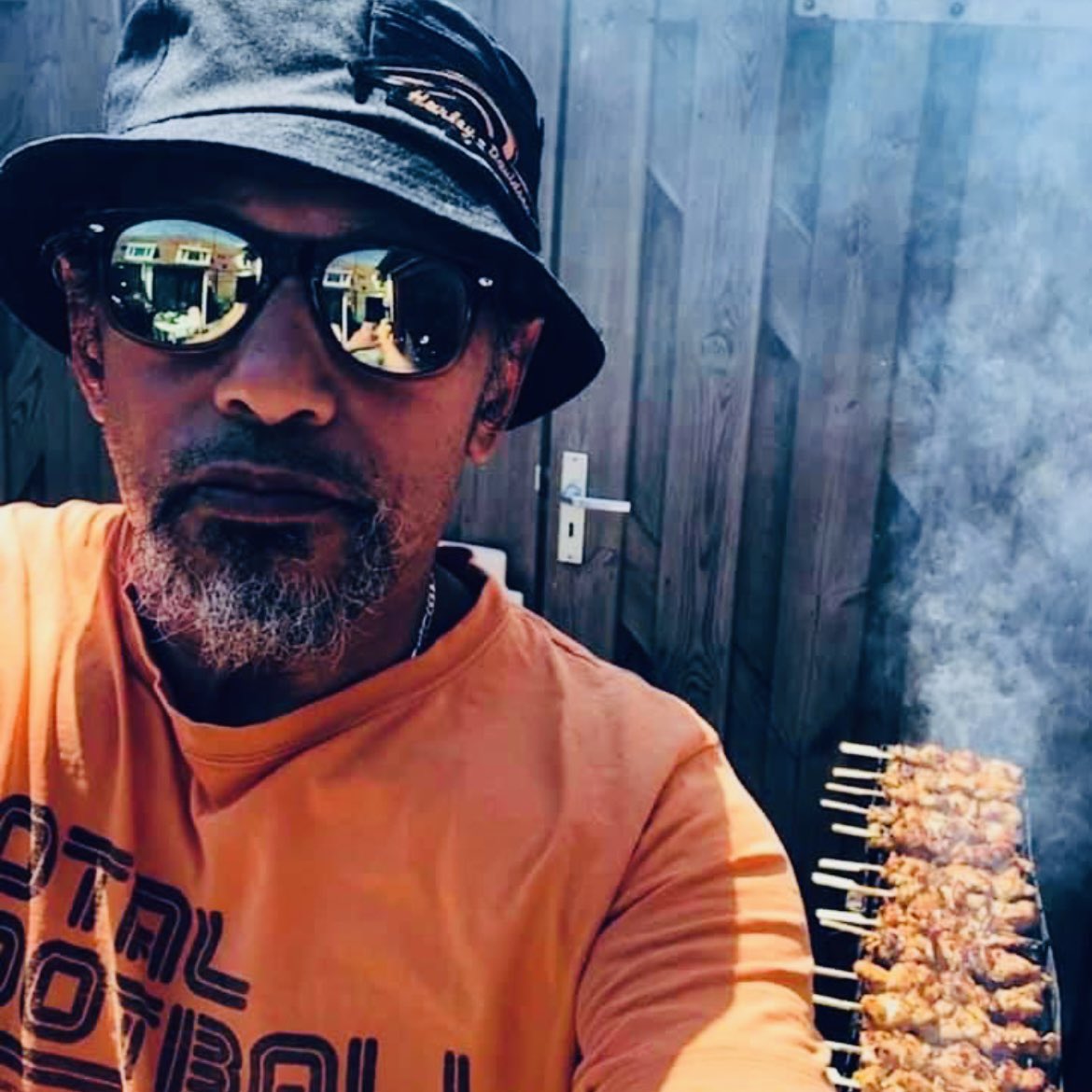 louisbordeaux's tweet image. GEFELICITEERD PA!!🍾🎈✨
#blessed 
#Level72
❤️✌🏽🙏🏽