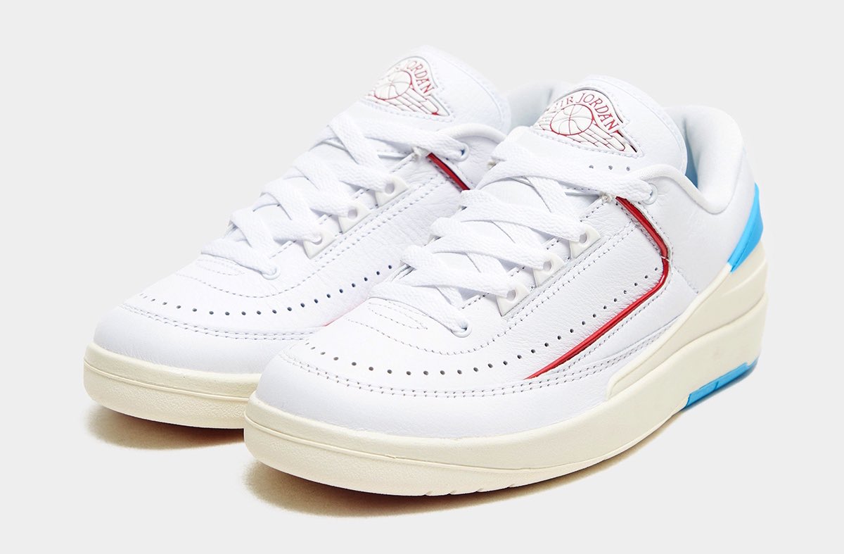 ModernNotoriety's tweet photo. Air Jordan 2 Low “UNC to Chicago” 💙❤️

🗓️ March 8, 2023 https://t.co/objxkC4QlR