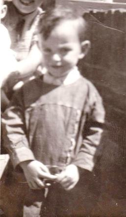 13 January 1935 | A Dutch Jewish boy, Willem de Koning, was born in The Hague.

In January 1943 he was deported to #Auschwitz and murdered in the gas chamber after selection.