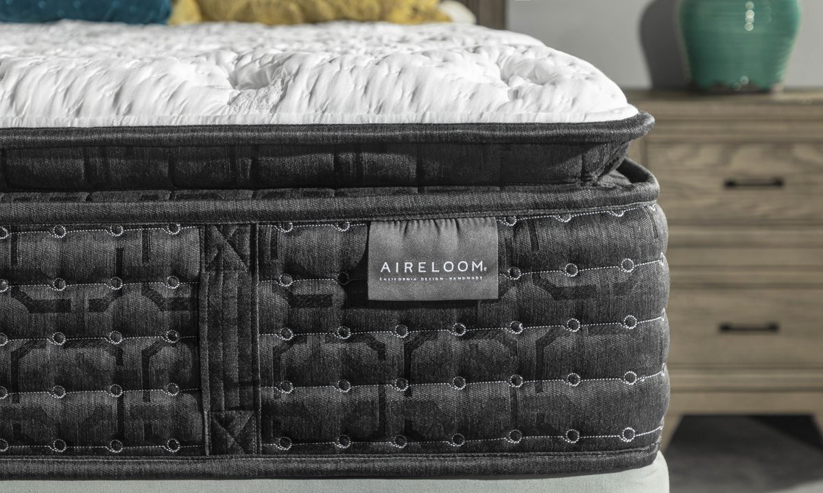 The Dump Furniture tweet media