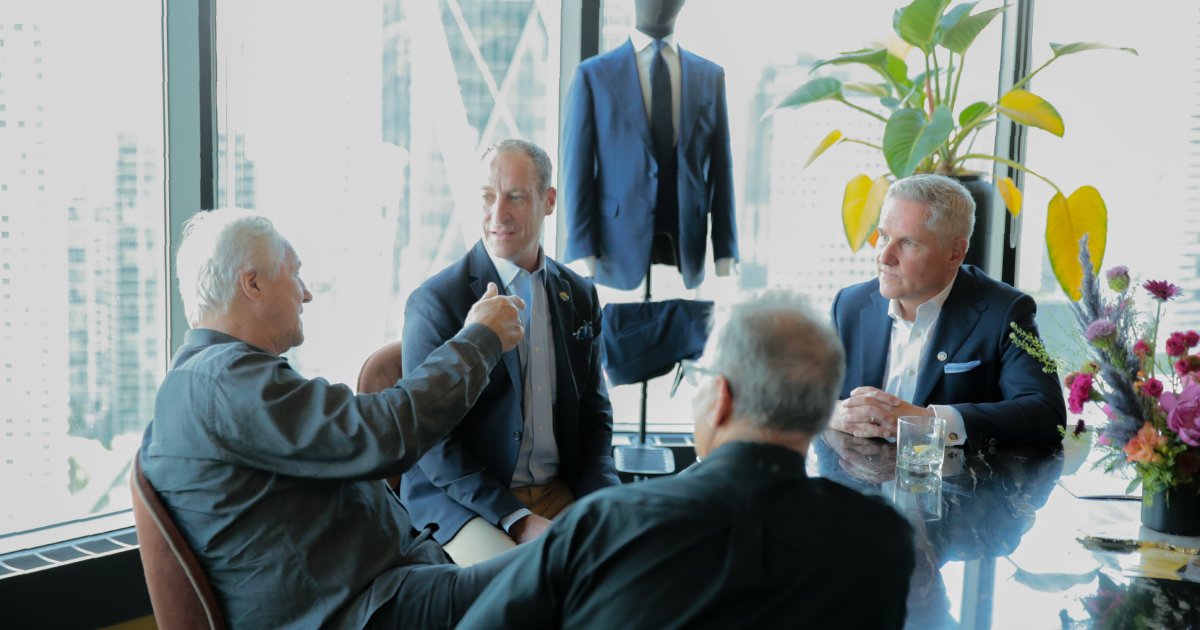 Private Events That Grow Your Business | We have taken private events to a new level of artistry; learn more here: ow.ly/jGUr30stp1y

#MyKingAndBay #TorontoKingsmen #TheKingsmenExperience #RefinedSophistication #KBLifestyle #BespokeMenswear #CustomClothing