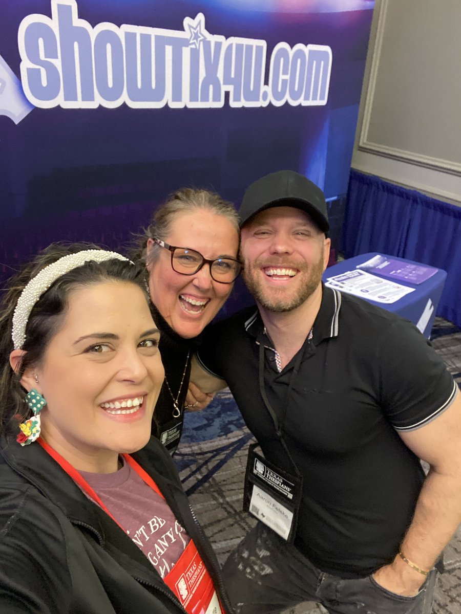 GETtheHand's tweet image. Love meeting new vendors and hearing about their opportunities for educators #ttec2023 #texasthespians