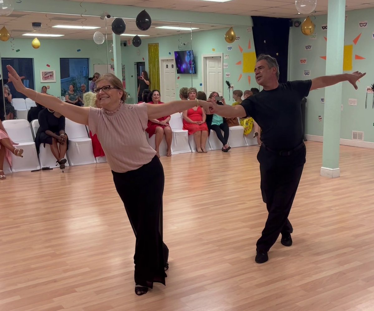 DancePassionFL's tweet photo. Have you ever wanted to get into dancing?
Dance Passion is the best Ballroom &amp; Latin Dance Studio in St. Pete!
Schedule Your First Free Lesson by calling 727-304-5904! https://t.co/Kcge9UjWn2