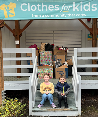 BeavertonSD's tweet photo. Thank you to the Cedar Mill community for your donation of money and clothes to our Clothes for Kids program over the winter break! The Clothes for Kids program provides free clothing for students from families with limited income. 
Cedar Mill News 
#BSDtogether
#LetsBeGiving https://t.co/ejtRE91dvQ