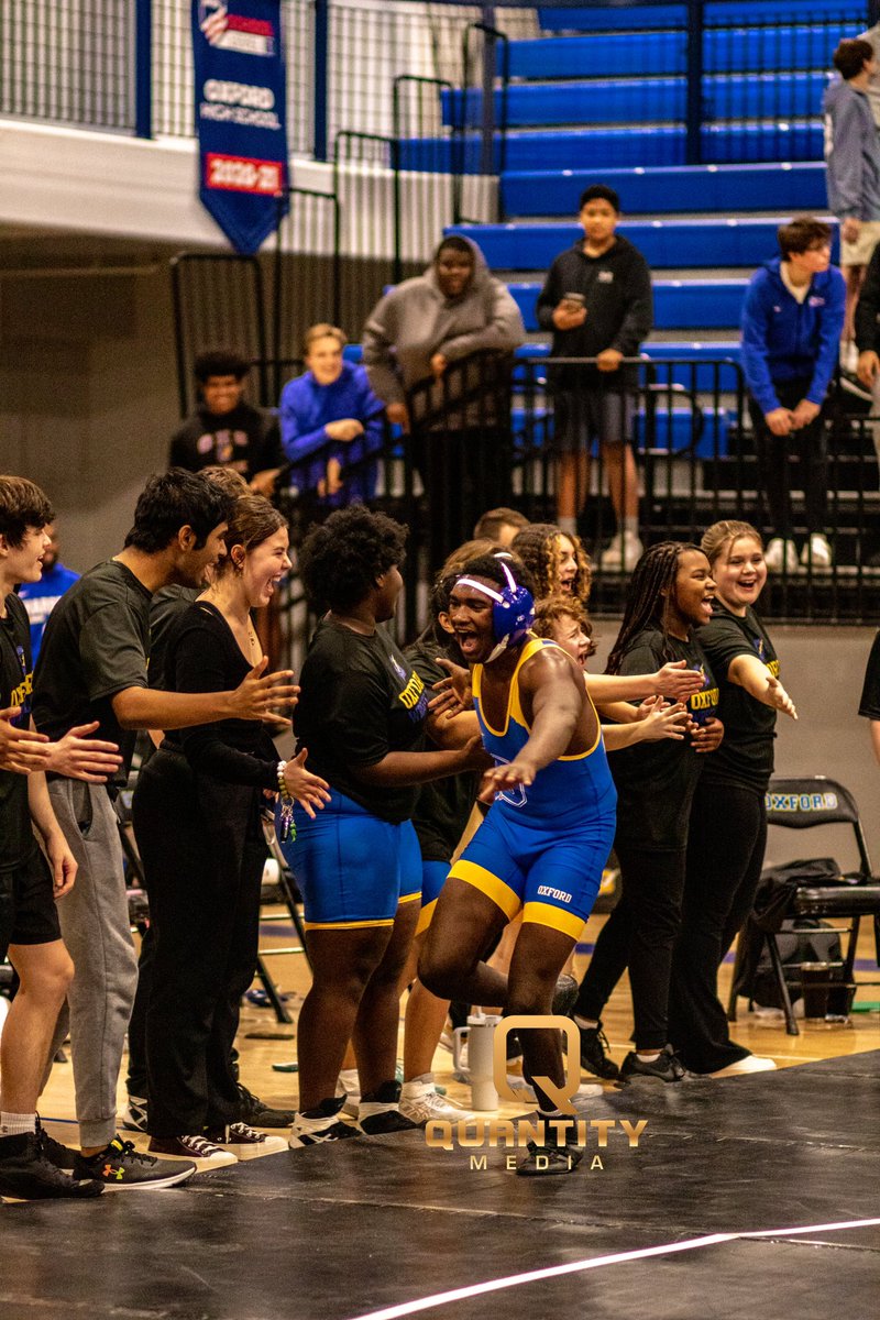 QuantityMedia's tweet photo. Congratulations to Oxford High School 🔵🟡⚡️ for hosting their first ever wrestling event! 

#QuantityMedia #OxfordHighSchool #OxfordSchoolDistrict #OHS #Wrestling https://t.co/hHncPILRTs