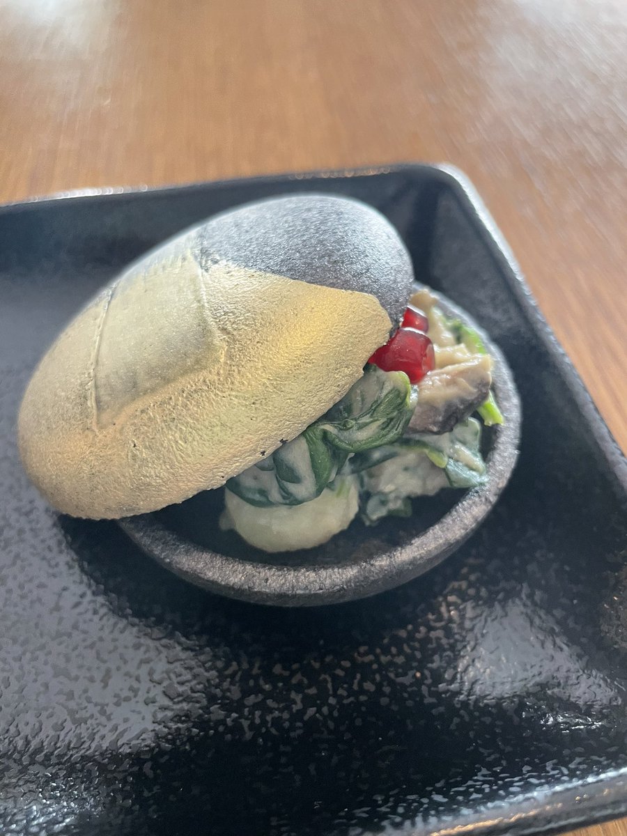 UnHipLA's tweet photo. Adorable cheesecake dessert @JHLosAngeles vegan pop up restaurant. Appetizer &amp; vegan ramen 😋 #mydayinla https://t.co/ZnpV0LlpEy