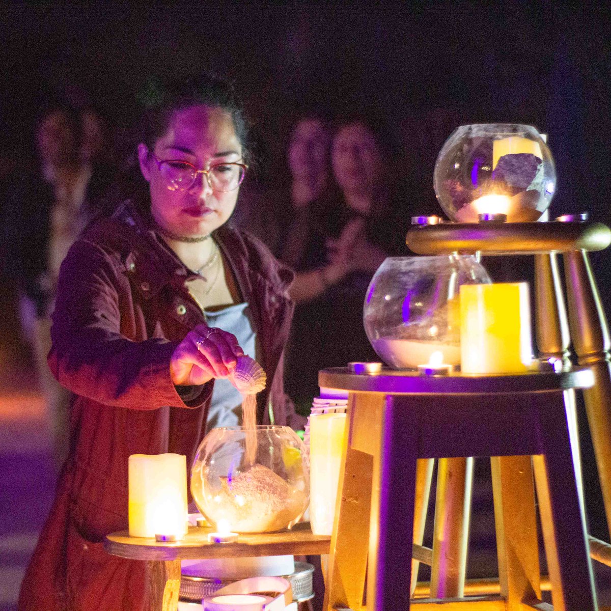 #Día 4⃣   #Campamento ExploraVA!
 Tuvimos #talleres con #mini #investigaciones para resolver #casos en #Ciencias e #Innovación. Y fuimos parte de una #simbólica #ceremonia de #fuego para convertirnos en agentes de cambio 🔥¡Y tuvimos actividades para pasarlo muuuuy bien 😂