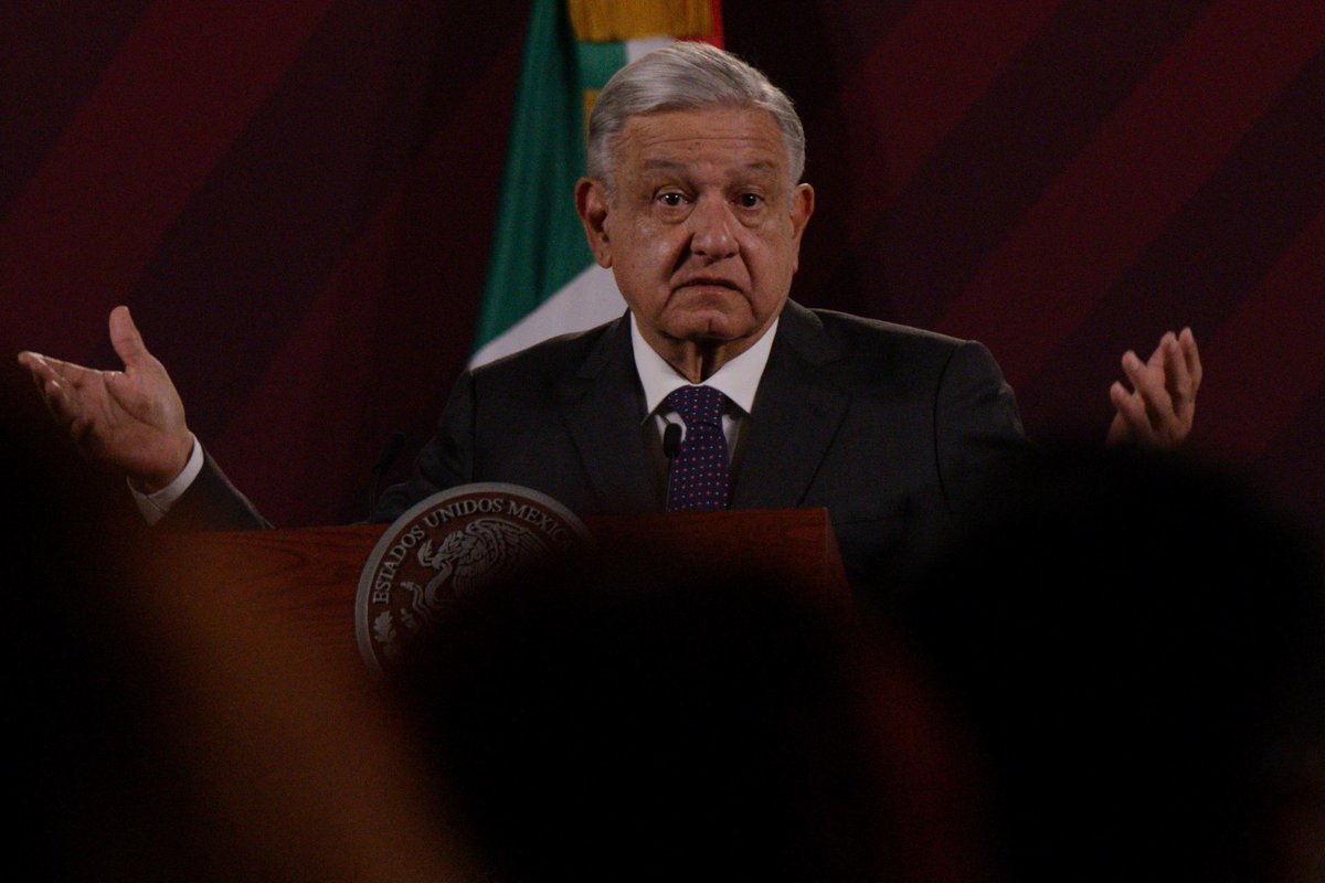 gabrlir's tweet photo. “Si hay sabotaje en el Metro, ¿no lo vamos a evitar?”: AMLO defiende despliegue de la Guardia Nacional https://t.co/pHBMZAslAM https://t.co/FzUnlW9vkZ