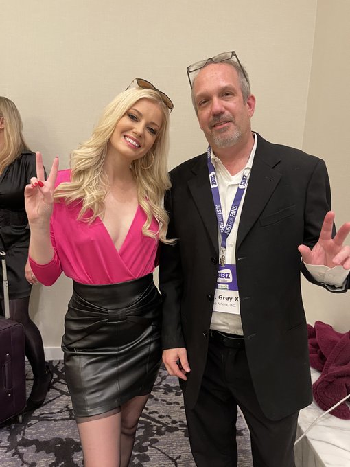 Got to meet @char_stokely at the @XBIZ  seminars. https://t.co/HBpCPbyHVj<a class="tags" href="/tag/char_stokely">@char_stokely</a><a class="tags" href="/tag/xbiz">@xbiz</a>