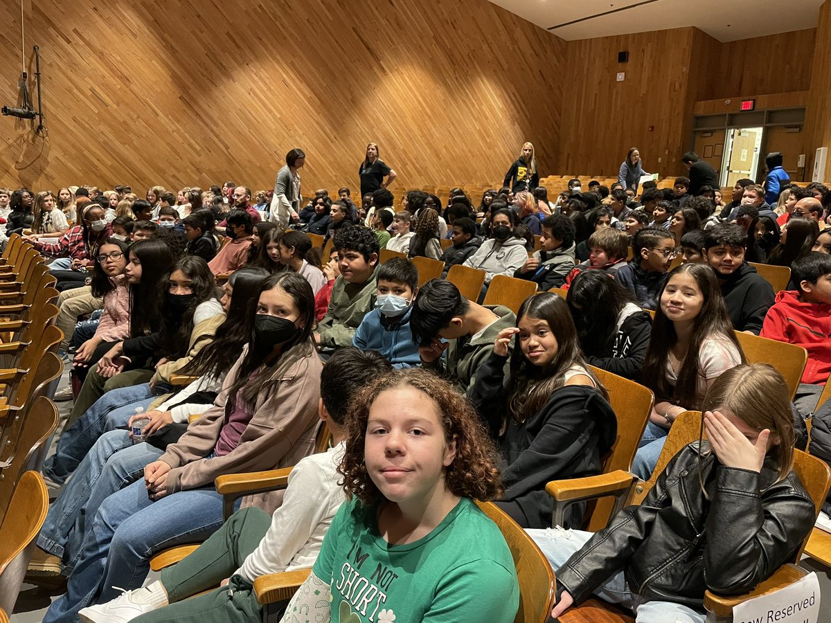 Sixth graders <a href="/BucknellElem/">Bucknell Elementary</a> enjoyed their time at the 6th Grade Invitational Thursday! They are excited about the variety of performing arts electives offered to them in 7th grade. Thank you <a href="/Sandburg_MS/">Sandburg MS</a> for hosting our students!