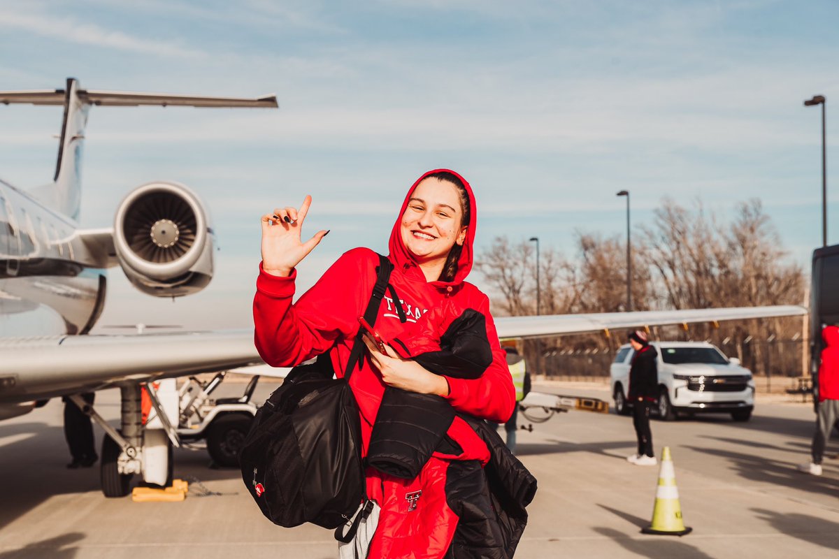 LadyRaiderWBB's tweet photo. Business trip!

📍 Manhattan, KS https://t.co/xpHFHuwOjG