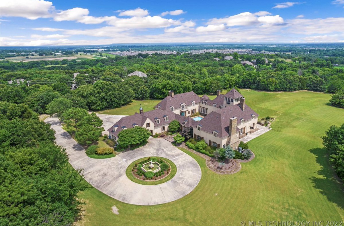 Christine Guerrero tweet media