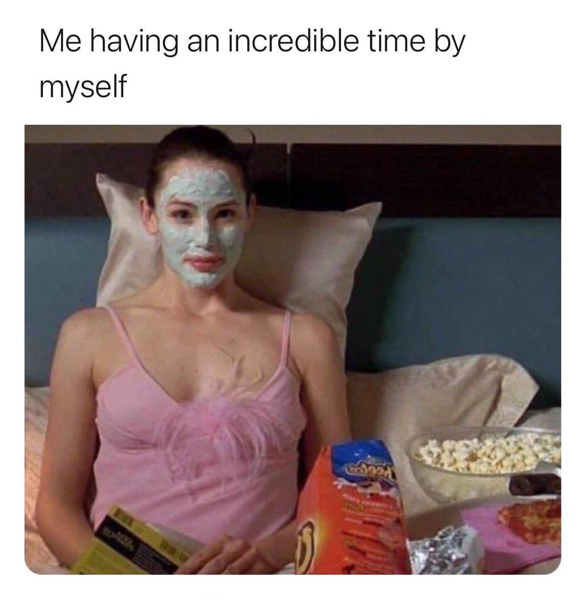 emeliaEFF's tweet photo. Always dealing with people is too stressful 🤣 https://t.co/5XvSA7QKp6