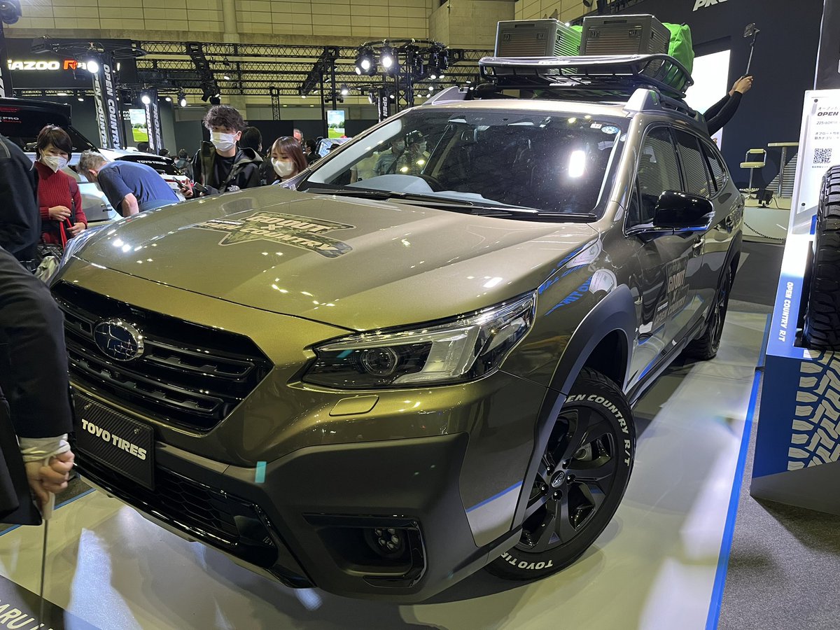 outback250i's tweet photo. 東京オートサロンに来ました。
意外❗️アウトバックの展示車が😍
何故がメーカー（SUBARU）は無いですねー
#outback #legacy 
#アウトバック 
#SUBARU https://t.co/J2bg6AOJJf
