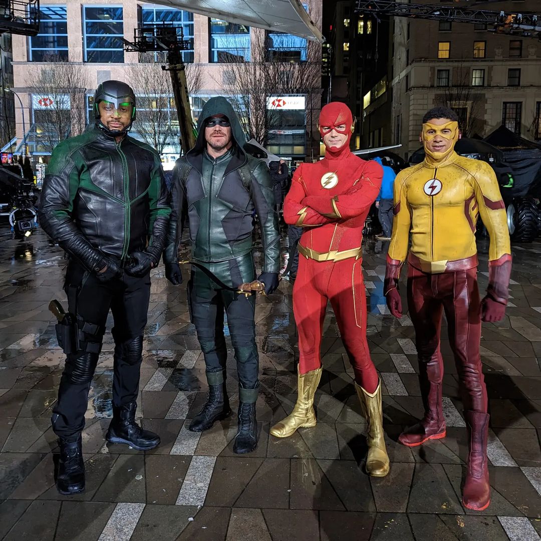 PagmystYT's tweet photo. The Crew ⚡️🏹⚡️🏹

#TheFlash #Arrow #DCTV #Arrowverse https://t.co/3BPaLQQGYv