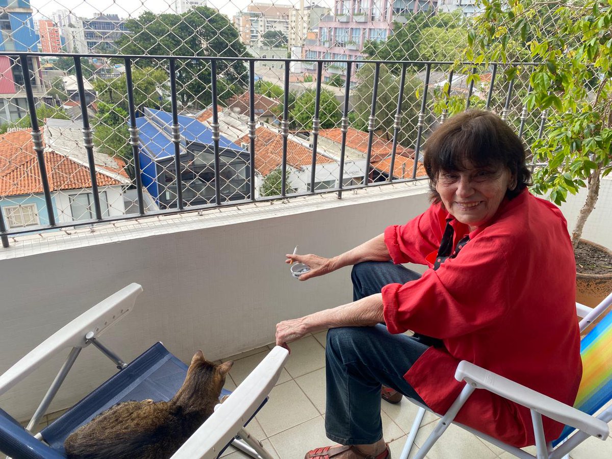 albuca69's tweet photo. Infelizmente saiu o exame da ressonância do cérebro, minha mãe está com um câncer agressivo que passou pela caixa craniana e atingiu o cérebro, é terminal. Ela não aguentaria uma cirurgia, e também porque é uma massa imensa que pegou toda a nuca, rezem por ela https://t.co/mqXldIJDd1