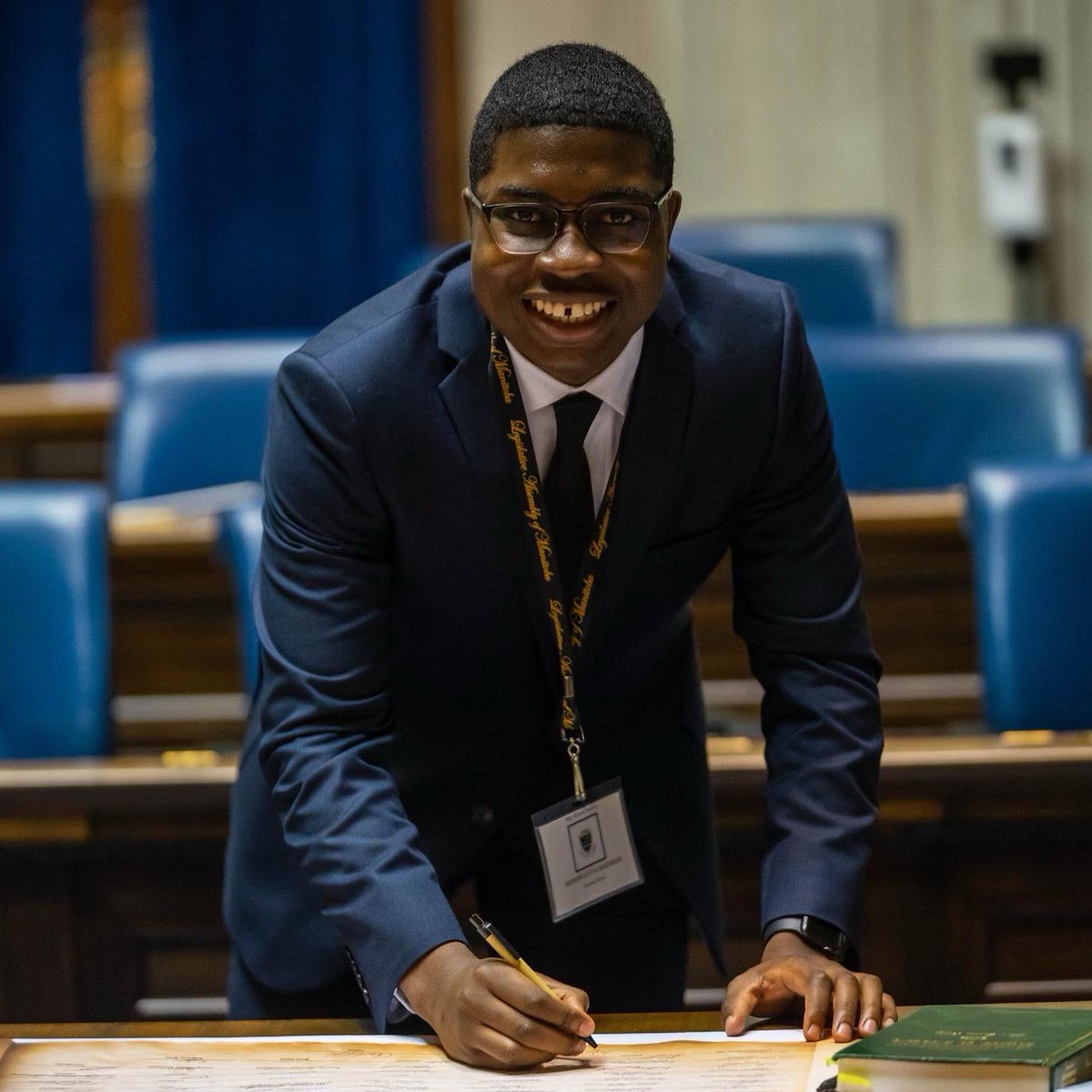 Congratulations <a href="/wpcLRSD/">Windsor Park Collegiate</a> student Ridhwanlai Badmos for becoming a 2023 Loran Scholarship Finalist. Of the nearly 4800 students from across Canada who applied, Ridhwanlai will be amongst the 90 Finalists heading to Toronto for Nationals in February <a href="/louis_riel_sd/">Louis Riel School Division</a>
