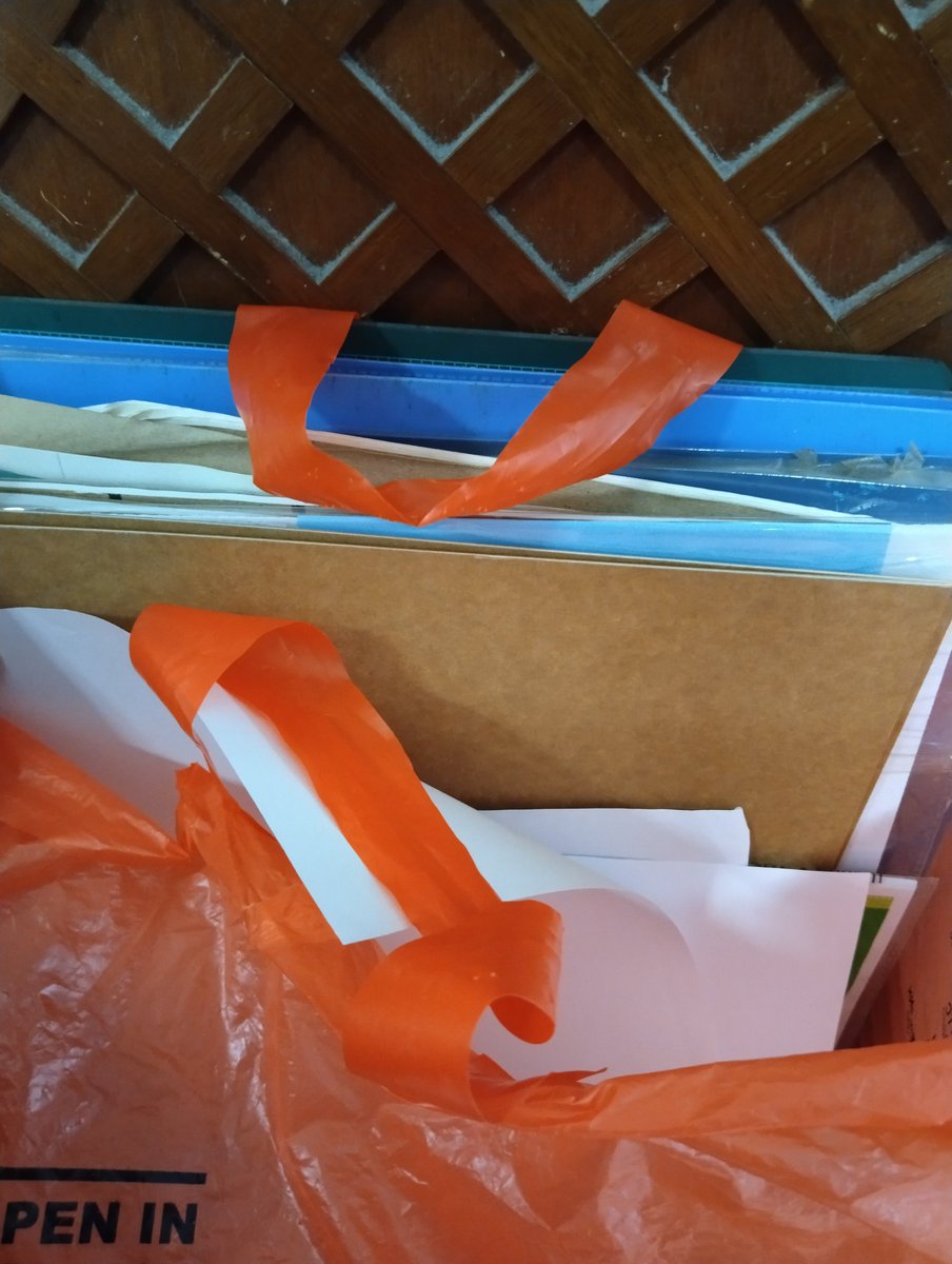 by_sofea's tweet photo. Hello!! Nak tanya if ada architecture students yang nak file A3, cutting mat A3, some materials like craft card and PVC model card. There's also butter paper and graph paper. I want to give away for free tapi just pay for poslaju/lalamove. Preferably lalamove (area KL) https://t.co/EdyzsAlhIR