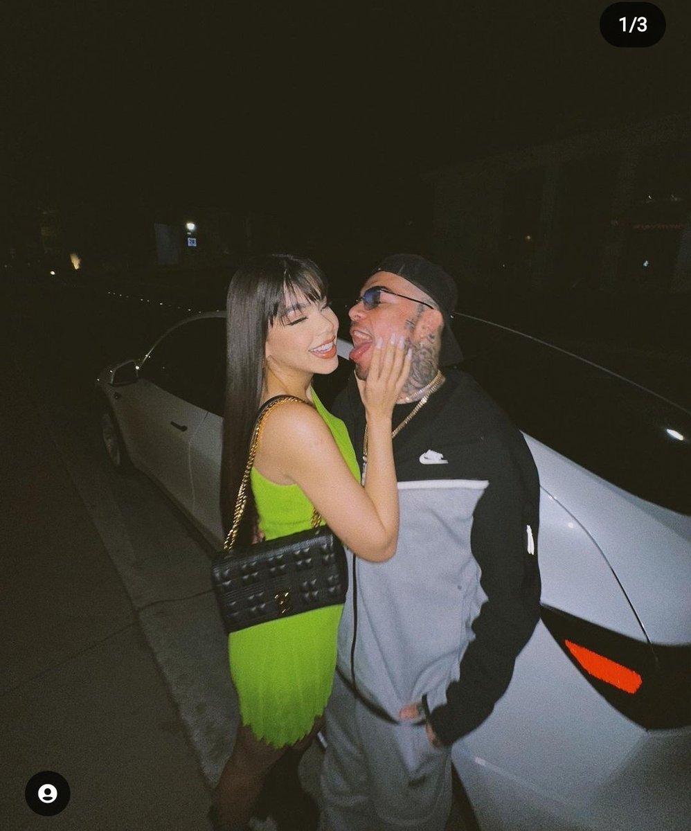 for_jukilopp's tweet photo. Doña ridicula creyendo que las fotos con el mariguano de su amante van a superar las fotos de Kim y Juan JAJAJAJAJAJAJAJAJAJA https://t.co/iBDTytMj9d