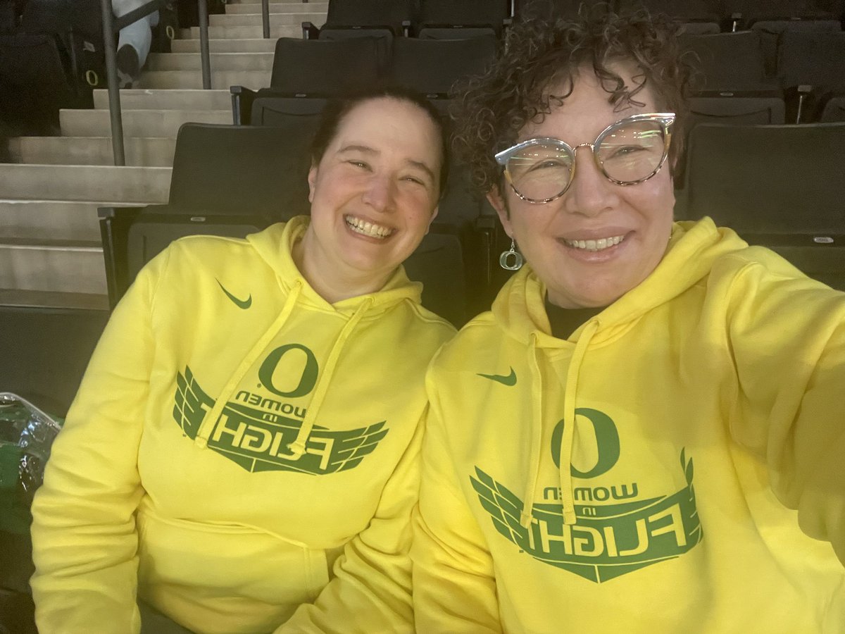 Tara Boggs tweet media