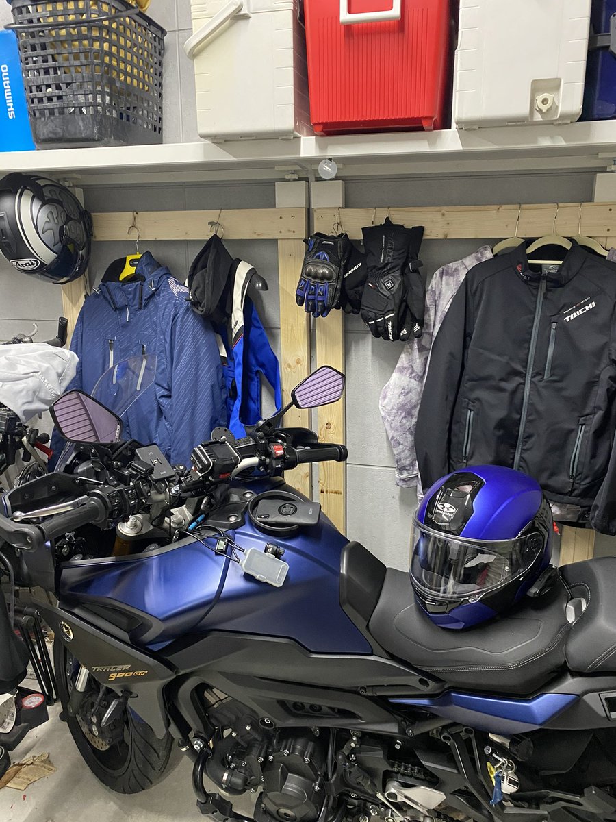nekomet26's tweet photo. 名前：ねこまる
年齢：31
性別：🚹
愛猫：アリアとバロン
愛車：YAMAHA TRACER900 GT
           日産 エクストレイル

YouTubeとTikTokやってます
https://t.co/iqXTs8L7LE…
https://t.co/3suWUJR3iW

#バイク好きな人と繋がりたい
#猫好きな人と繋がりたい
#キャンプ好きな人と繋がりたい https://t.co/PTkTmsM01J