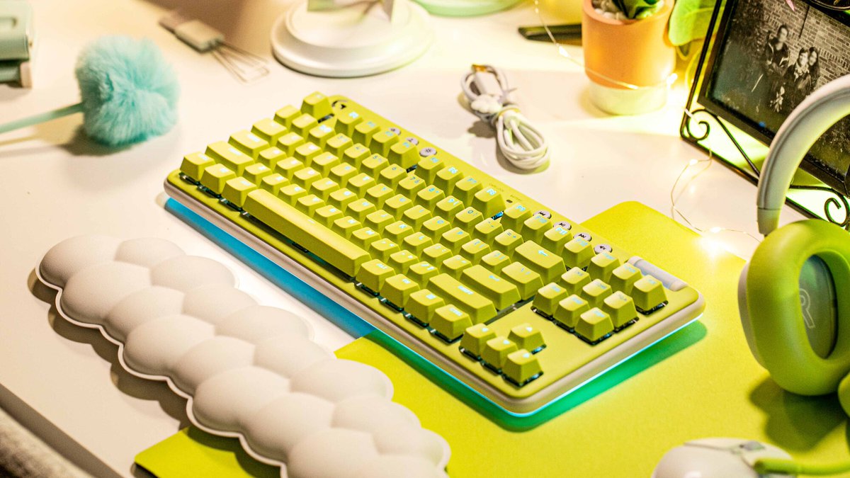 LogicoolG's tweet image. 【オーロラコレクション】

キーボード下までライティングして存在感アップ💡

⌨amazon.co.jp/dp/B0BF9SJHMJ

#LogicoolG #AuroraCollection