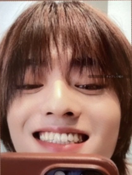 FmZ5yjxacAAN2a9?format=jpg&name=small