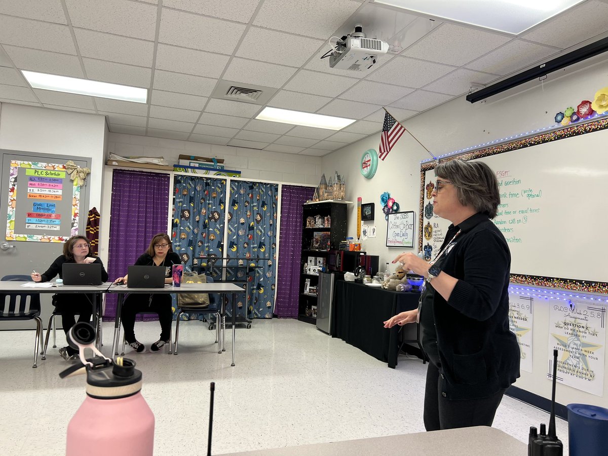 yirigo_'s tweet image. Thank you Dr. Baxter, @KBaxter_CI for providing our Social Studies team @SRidge_MS with an FSGPT refresher training. #SRMSHasCourage #TeamSISD #GeneralsConquer
