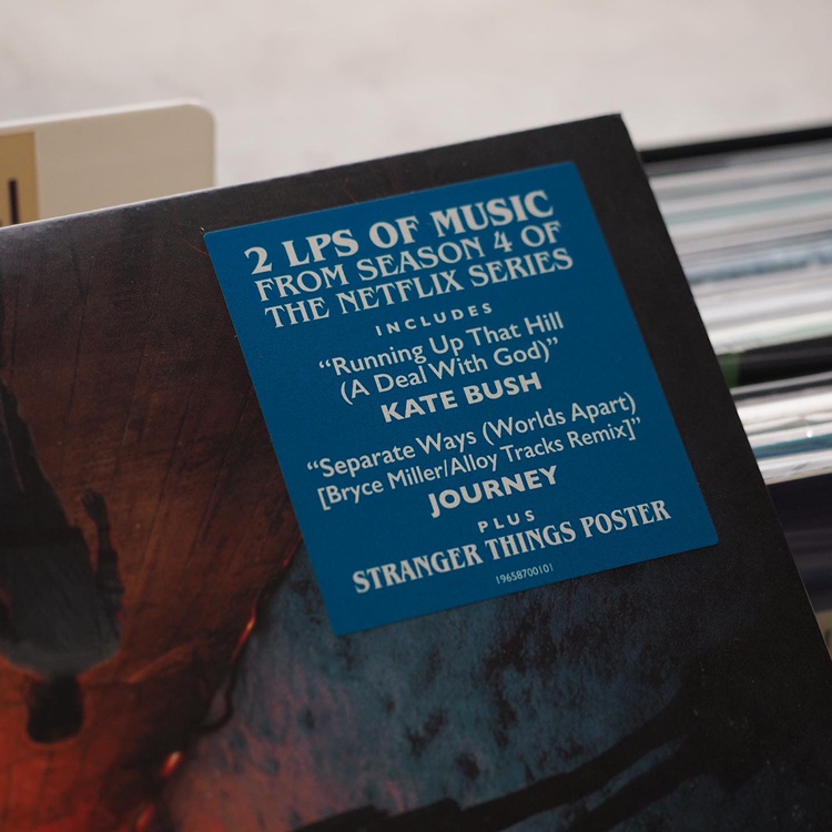 ストレンジャー・シングスS４のサントラ入荷!

Kate Bush ‘Running Up That Hill’
Talking Heads ‘Psycho Killer’
Metallica ‘Master Of Puppets’など劇中で使用された
時代を象徴する名曲多数収録されています。
限定レッドカラーLPと通常ブラック盤の2種類ございます。

boiler.thebase.in