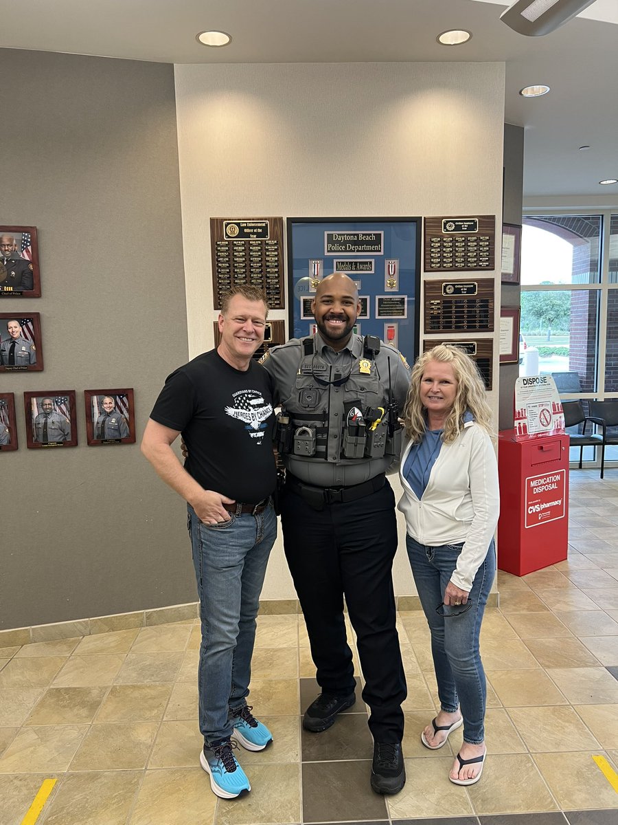Sgt Marcus Booth (@sgtmarcusbooth) on Twitter photo Super great meeting the Roney family today. They are big supporters of the show and stopped by the police department to say hi. <a href="/ReelzChannel/">REELZ</a> <a href="/OnPatrolNation/">#OPNation</a> <a href="/OfficialOPLive/">On Patrol: Live</a> <a href="/FansofLivePd/">💙On Patrol Live Fan Group 💙</a> Super great meeting the Roney family today. They are big supporters of the show and stopped by the police department to say hi. <a href="/ReelzChannel/">REELZ</a> <a href="/OnPatrolNation/">#OPNation</a> <a href="/OfficialOPLive/">On Patrol: Live</a> <a href="/FansofLivePd/">💙On Patrol Live Fan Group 💙</a>