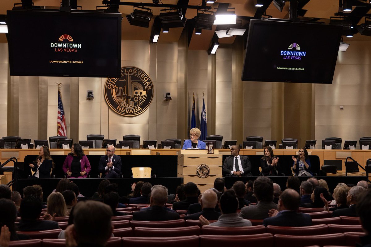 Brune4Vegas's tweet photo. Wonderful #stateofvegas that highlighted the great things in store for #Ward6. Last night, we laughed, we celebrated, and we welcomed 2023! Thank you @mayoroflasvegas for your leadership and putting on a great #stateofthecity! P.S. #TeamBrune looked pretty sharp if you ask me 🫶🏽 https://t.co/IEshKieg1A