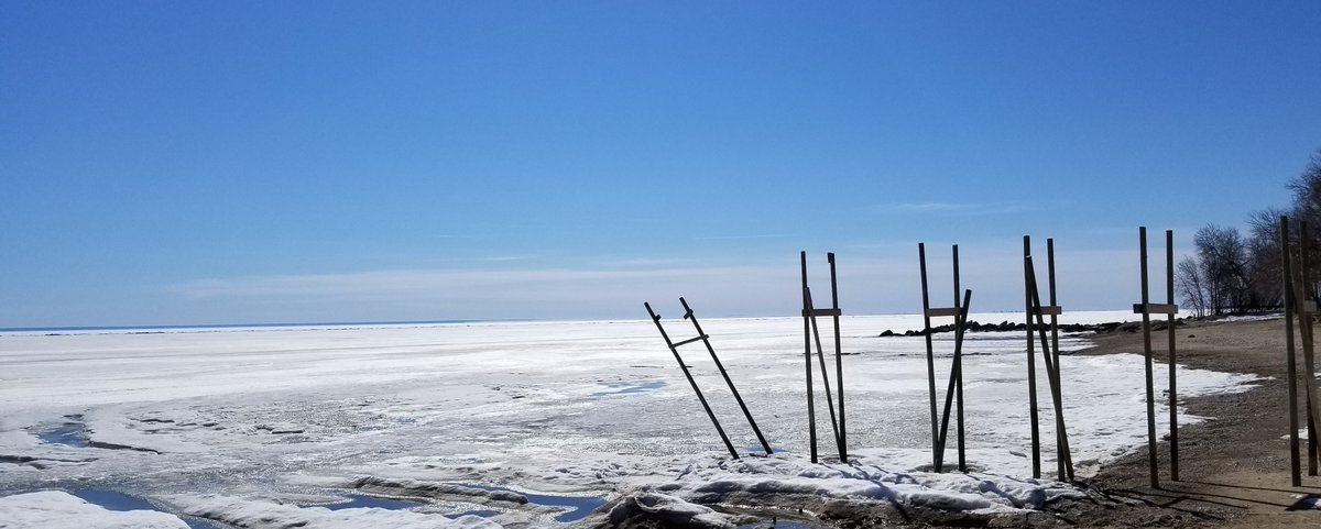 HMD278287725's tweet image. #photographylover #notapro #lovephotography #nature #NaturePhotography #MotherNature #myphoto #snow #bluesky #winter #winterphotos