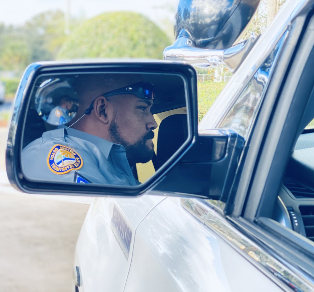 Alecc Bracero 🇵🇷 (@aleccbracero) on Twitter photo We are #OnPatrolLive with <a href="/DaytonaBchPD/">Daytona Beach Police</a> ‘s Sgt. Mike Bryant & <a href="/SgtMarcusBooth/">Sgt Marcus Booth</a> tonight, only on <a href="/ReelzChannel/">REELZ</a> !
<a href="/OfficialOPLive/">On Patrol: Live</a> #OPLive #OPNation We are #OnPatrolLive with <a href="/DaytonaBchPD/">Daytona Beach Police</a> ‘s Sgt. Mike Bryant & <a href="/SgtMarcusBooth/">Sgt Marcus Booth</a> tonight, only on <a href="/ReelzChannel/">REELZ</a> !
<a href="/OfficialOPLive/">On Patrol: Live</a> #OPLive #OPNation