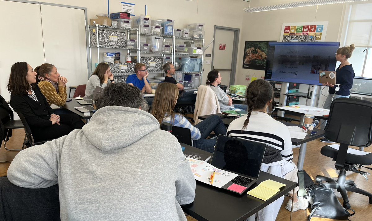 Mlf_america's tweet photo. Merci @FAISsfo d’accueillir le plan triennal de la zone “Enseigner et apprendre en milieu plurilingue” avec @cathcousa  
#plurilinguisme #translanguaging #biographielangagière 
Que de beaux échanges! Merci les enseignants de @EcoleBilingue @SVINTLSchool @FAISsfo @fassv https://t.co/TZQGqIxEw8