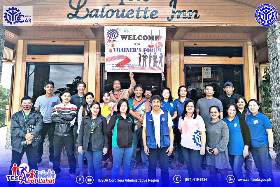 tesdaofficial's tweet photo. #LevelUpSaTESDA
TINGNAN: Noong December 7, nagsagawa ang TESDA Mountain Province ng capability building program sa mga nagsasanay sa Community Based Training (CBT) na ginanap sa Laloutte Inn sa Batalao, Sagada, Mt. Province. https://t.co/MUPABMJkpe