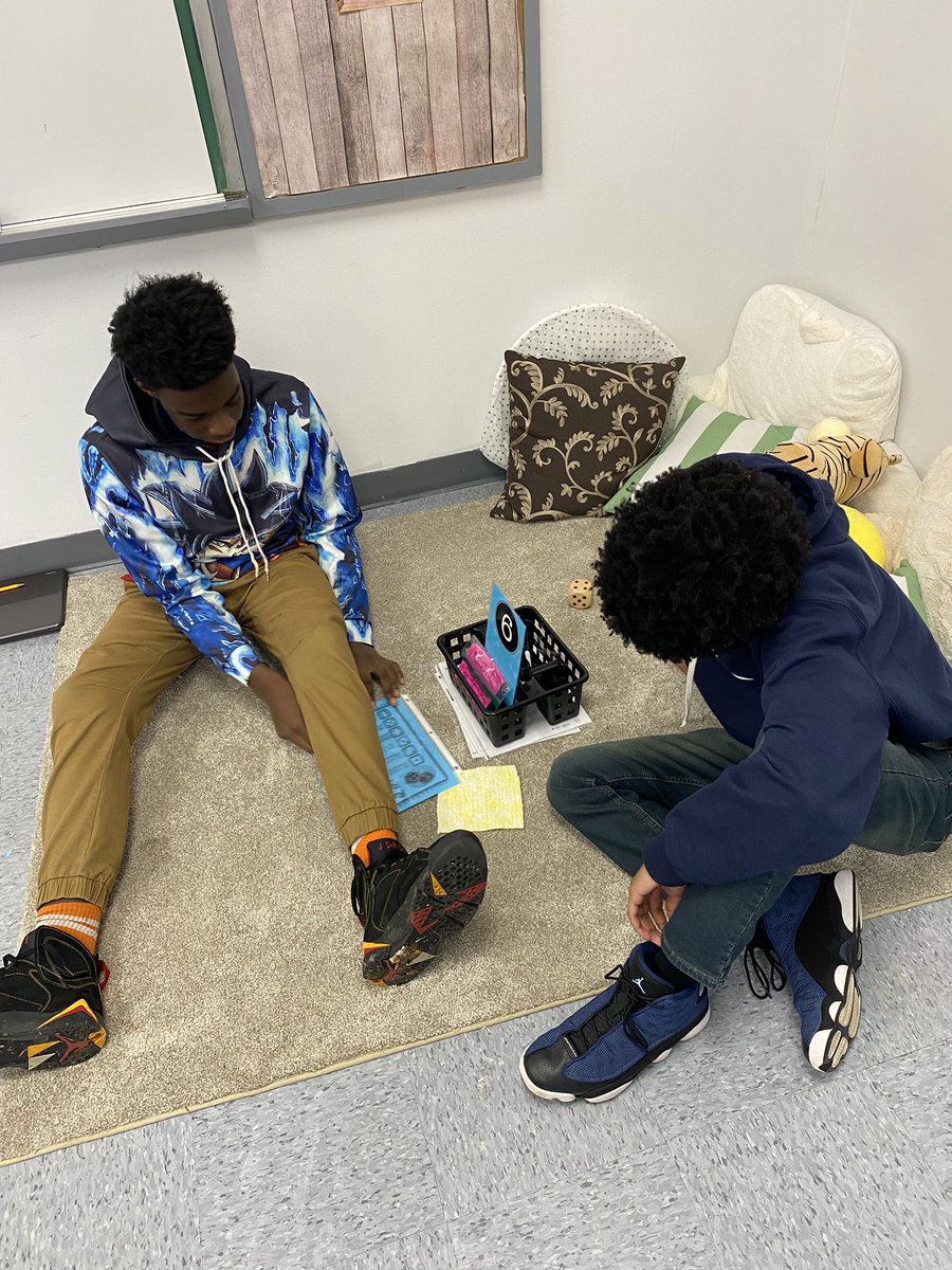 ann1967smith's tweet photo. We are WORTHY! We are EMPOWERED! WE ARE DEGA! Tiger Time Counselor Lessons with my ZEJH 7th graders In the Student Life Center. Awesome day! Love my kids! #StopBullying #EllisExcellence @_BrittanyWJ @mehodge @DrQuentinJLee @coach_smith67 https://t.co/VVI9bnmRpV