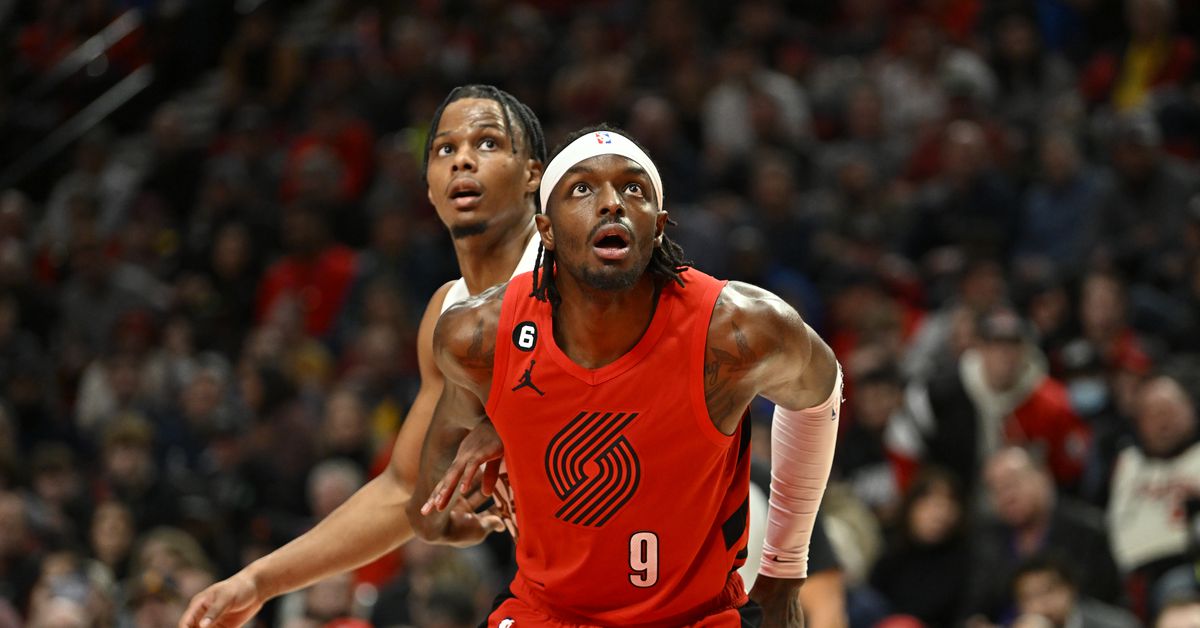 6 Things Wrong with the Portland Blazers: It’s All Too New https://t.co/ojq2PsU9rU #RipCity #TrailBlazers #SportsNews https://t.co/5xG8CDbhEF