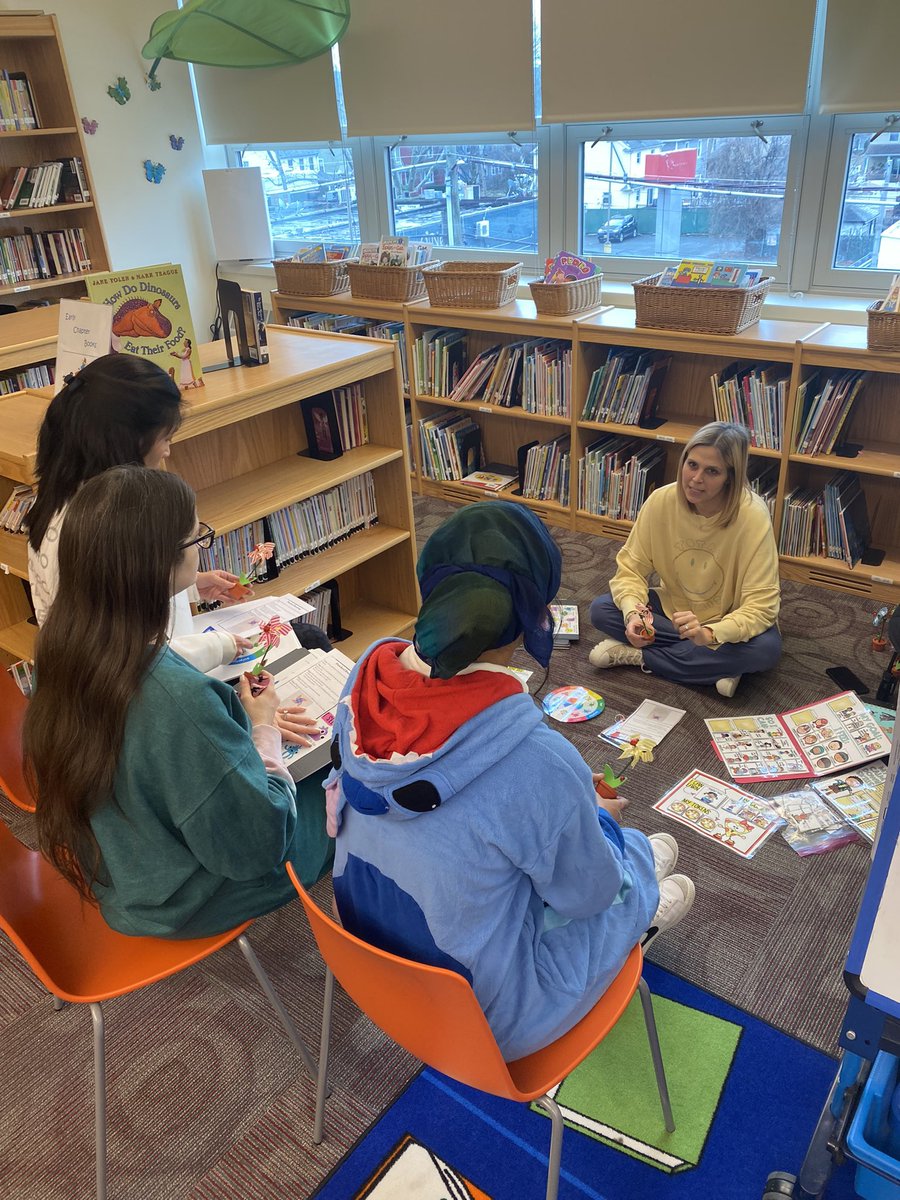 KPerry68's tweet image. A fun filled day of all things Special Education! Our service providers had stations for our teachers to learn about all of the wonderful strategies &amp;amp; tools we can use with our kiddos! 🫶🏼 #teamworkmakesthedreamwork @ps68si1