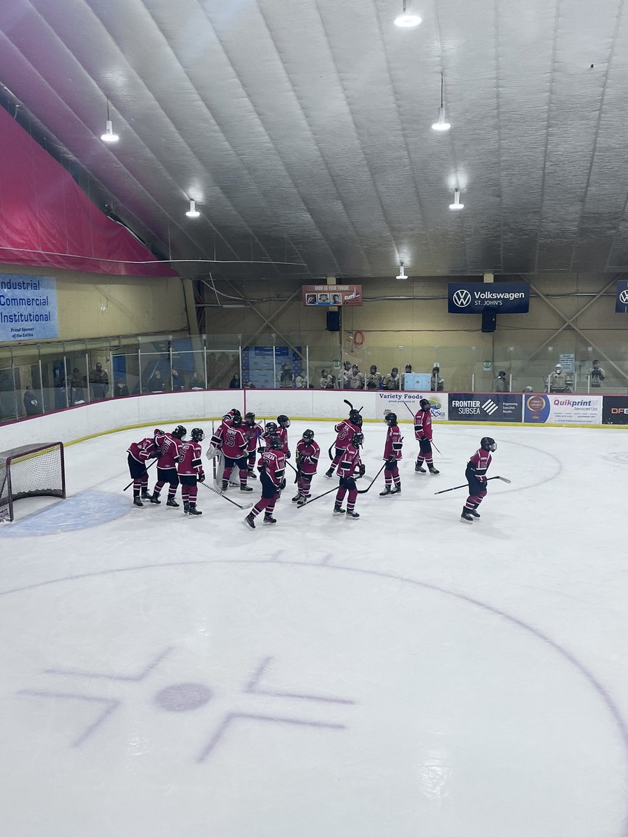 What a nail biter of a game 🫣 Ending with a big W for your CAPS!!! It was not only the first time playing the <a href="/AvalonCeltics/">Avalon Celtics</a> but also for 15min periods. Well done Caps 🖤♥️🖤♥️<a href="/SJMHA/">St. John's Caps</a> @DJHLnews