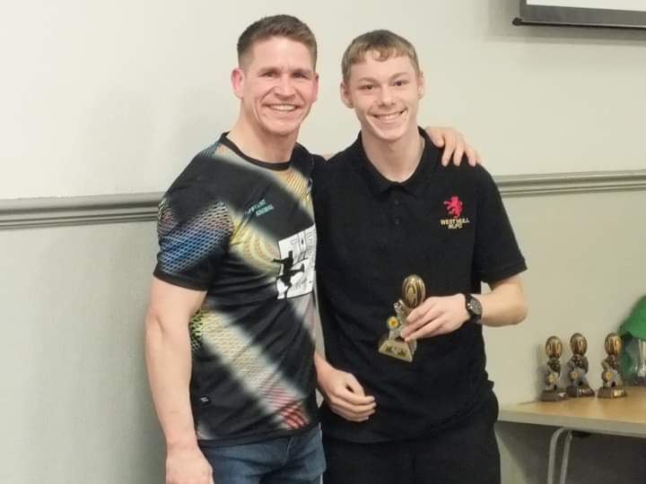 MattDunn8's tweet photo. Thanks to @Waggataurus for taking the time to travel through to Hull for West Hull Warriors presentation night 👏🏉🔰 https://t.co/WTmyUFaWer