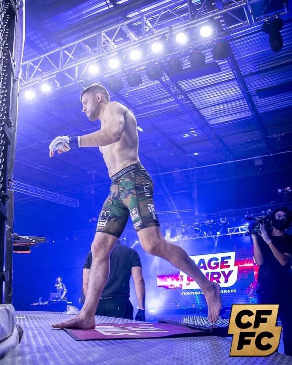 jamieboomboom's tweet photo. 🚨 I will be managing fighters #mma HMU for any of your pro fight needs #mmamanager https://t.co/7xHyVb3FbK