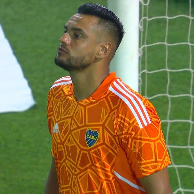 FmZK_JdX0AAAtCP?format=jpg&name=small