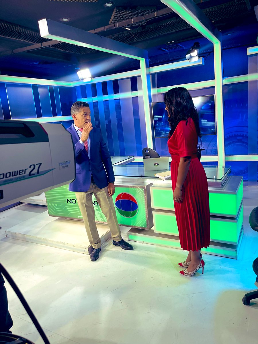 Esta noche tenemos el honor y privilegio de conversar con el Honorable Diputado por La Romana @eugeniocedeno a propósito de la aprobación de la ley del Registro Civil por la Cámara de Diputados. Les esperamos en <a href="/Noticentro13rd/">Noticentro13RD</a> a las 9:00p.m. ¡No se lo pierda!