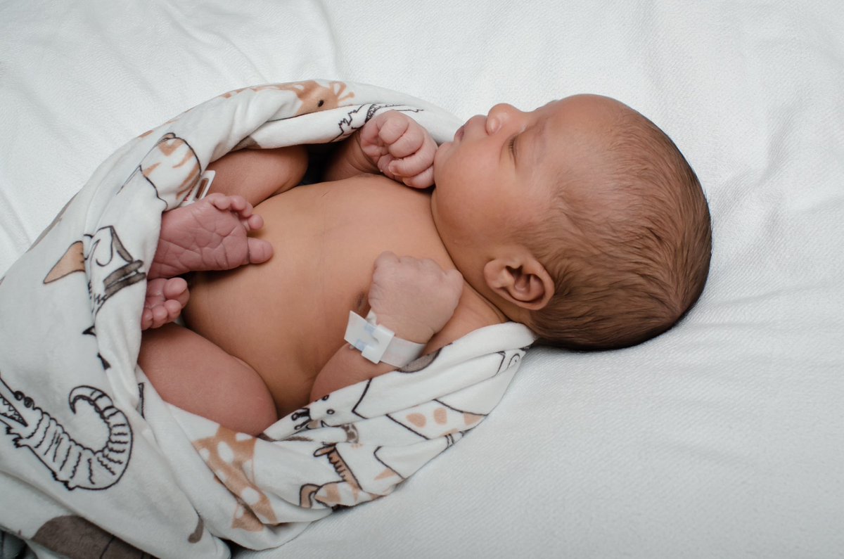 DPick7's tweet photo. Welcome to the world, son. 1/10/23💙 https://t.co/VOTOkdgnUQ